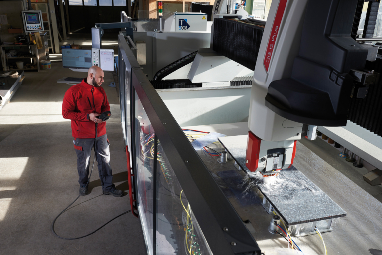 CNC 5 axes Intermac Master 38.5 Plus​